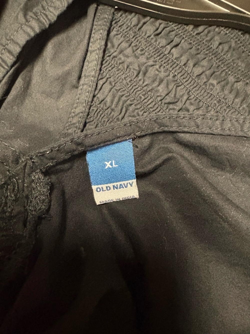 Old Navy Black Fitted Sleeveless V-Neck Tie-Shoulder Blouse Top XL - Picture 4 of 5